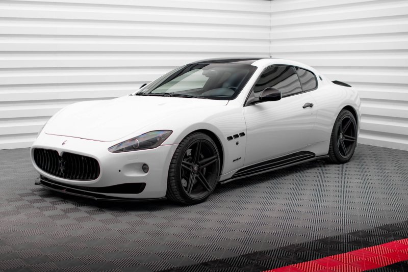 Maxton Seitenschweller Ansatz Maserati Granturismo S Mk1 schwarz Hochglanz MS-GT-1-S-SD1-G
