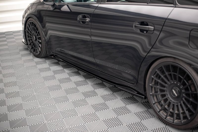 Maxton Seitenschweller Ansatz für Toyota Avensis Mk3 Facelift schwarz Hochglanz TO-AV-3F2-SD1-G