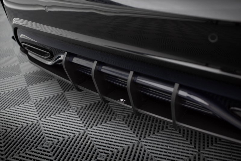 Maxton Street Pro Heck Ansatz Flaps Diffusor + Flaps Mercedes-Benz A AMG-Line W176 Facelift schwarz Hochglanz MEA176FAMGLINECNC-RS1B+BRBI+RSF1-G