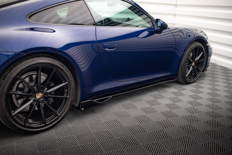 Maxton Seitenschweller Ansatz für V.2 für Porsche 911 Carrera Aero 992 schwarz Hochglanz PO-911-992-CA-AERO-SD2-G