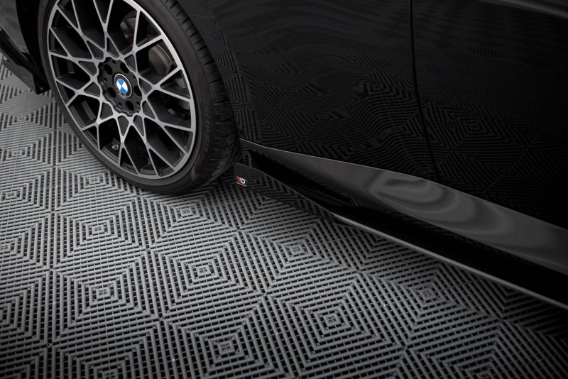 Maxton Side Flaps BMW 2 Coupe G42 schwarz Hochglanz BM2G42CNC-SF1-G