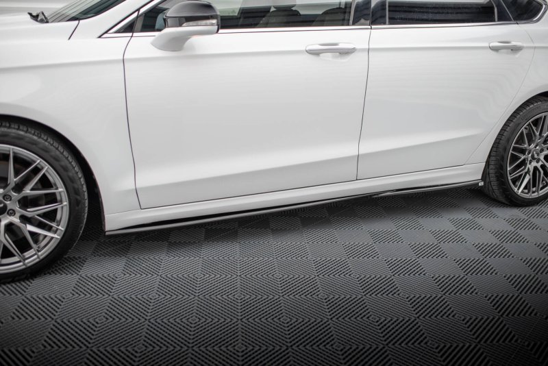 Maxton Seitenschweller Ansatz Ford Mondeo Sport Mk5 Facelift / Fusion Sport Mk2 Facelift schwarz Hochglanz FO-MO-5F-SPORT-SD1-G