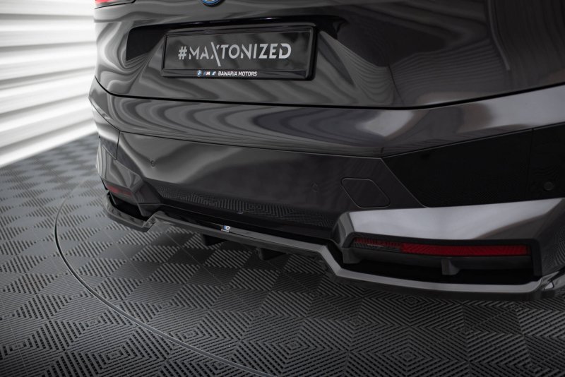 Maxton Mittlerer Cup Diffusor Heck Ansatz BMW iX M-Paket i20 schwarz Hochglanz BM-IX-1-MPACK-RD1G+RD2-G
