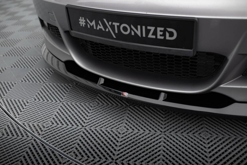Maxton Front Ansatz V.2 BMW 1er M-Paket E82 schwarz Hochglanz BM-1-82-MPACK-C-FD2-G