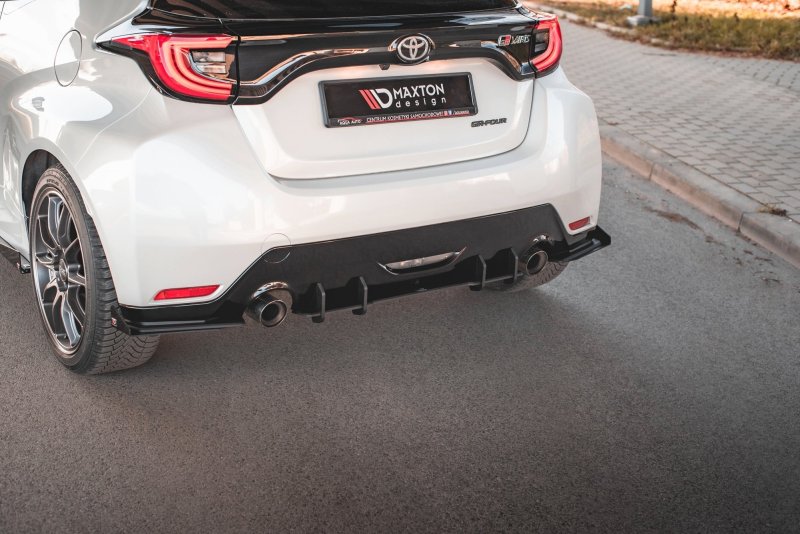 Maxton Racing Heckschürze für Toyota GR Yaris Mk4 TOYA4GR4CNC-RS1B