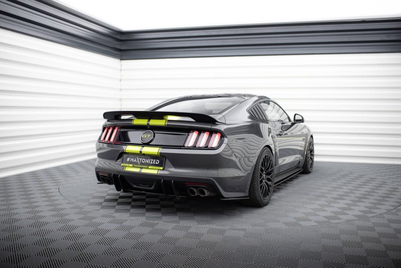 Maxton Street Pro Heck Ansatz Flaps Diffusor Ford Mustang GT Mk6 FOMU6GTCNC-RSD1BRB