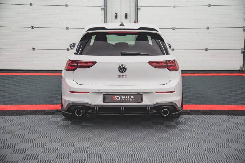 Maxton Racing Heck Ansatz Flaps Diffusor für Volkswagen Golf 8 GTI VWGO8GTICNC-RSD1B