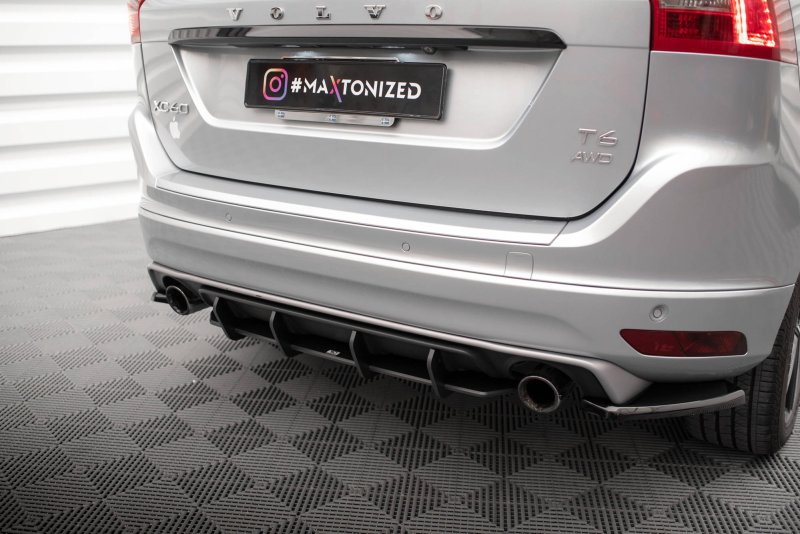 Maxton Street Pro Heckschürze für Volvo XC60 R-Design Mk1 Facelift VOXC601FRDESIGNCNC-RS1BRB