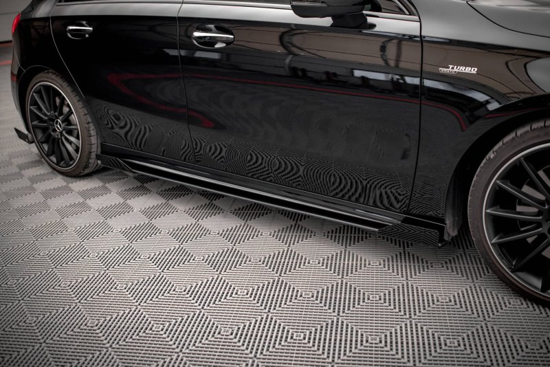 Maxton Street Pro Seitenschweller Ansatz für + Flaps Mercedes A35 AMG / AMG-Line Aero Pack W177  schwarz Hochglanz MEA17735CNC-SD1BRB+SF1-G
