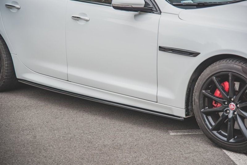 Maxton Seitenschweller Ansatz für Jaguar XJ X351 schwarz Hochglanz JA-XJ-4-SD1-G