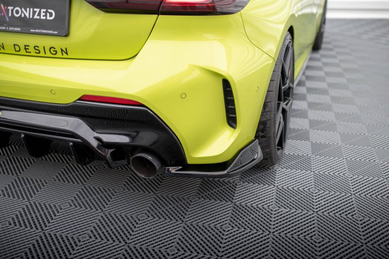 Maxton Heck Ansatz Flaps Diffusor V.8 (heckansatz v.1) BMW 1er M-Paket / M135i F40 schwarz Hochglanz BM-1-40-M-RSD4-G