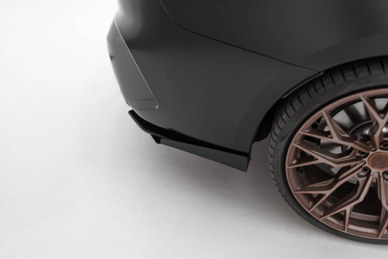 Maxton Hintere Seiten Flaps BMW M440i G22 / G23 / G22 Facelift / G23 Facelift schwarz Hochglanz BM4G22MPACKCNC-RSF2-G