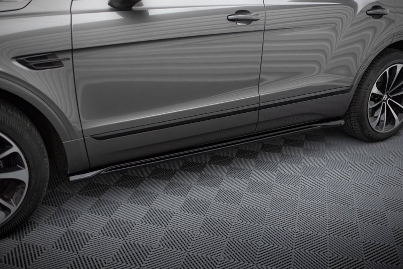 Maxton Seitenschweller Ansatz Bentley Bentayga Mk1 schwarz Hochglanz BE-BE-1-SD1-G