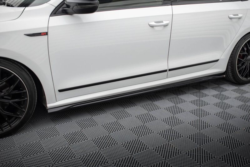 Maxton Seitenschweller Ansatz VW Passat GT B8 Facelift USA schwarz Hochglanz VW-PA-B7-GT-SD1-G