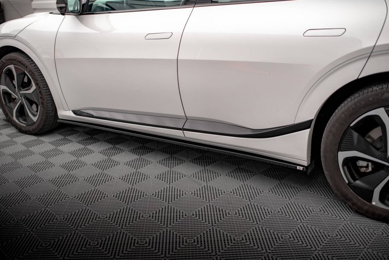 Maxton Seitenschweller Ansatz für Kia EV6 GT-Line Mk1 schwarz Hochglanz KI-EV6-1-GTLINE-SD1-G