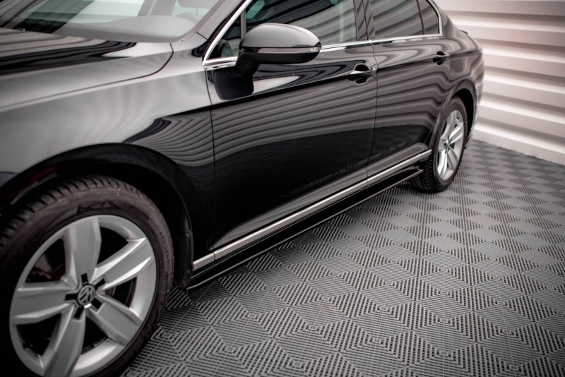 Maxton Seitenschweller Ansatz für Volkswagen Passat B8 Facelift schwarz Hochglanz VW-PA-B8F-SD1-G