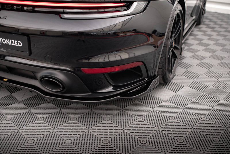 Maxton Mittlerer Diffusor Heck Ansatz DTM Look für Porsche 911 Turbo S 992 schwarz Hochglanz PO-911-992-TURBO-S-RD1G+RD2-G