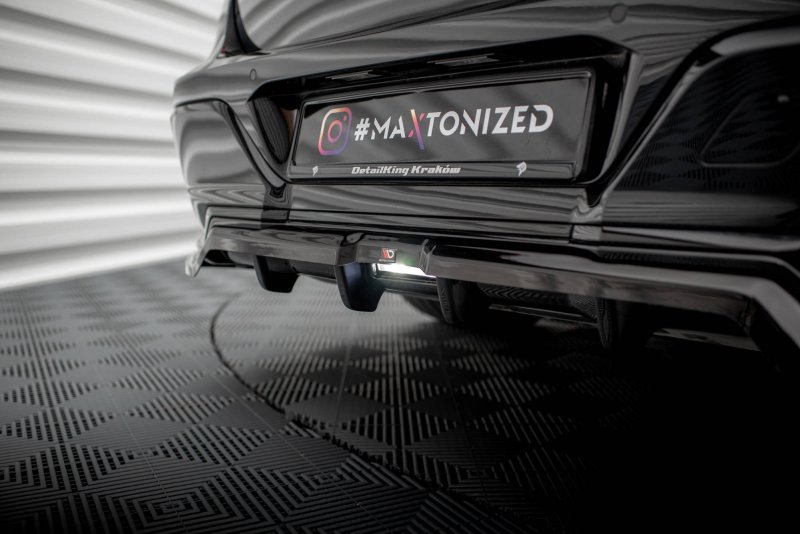 Maxton Mittlerer Diffusor Heck Ansatz DTM Look für BMW 7 M-Paket G70 schwarz Hochglanz BM-7-G70-MPACK-RD1G+RD2-G
