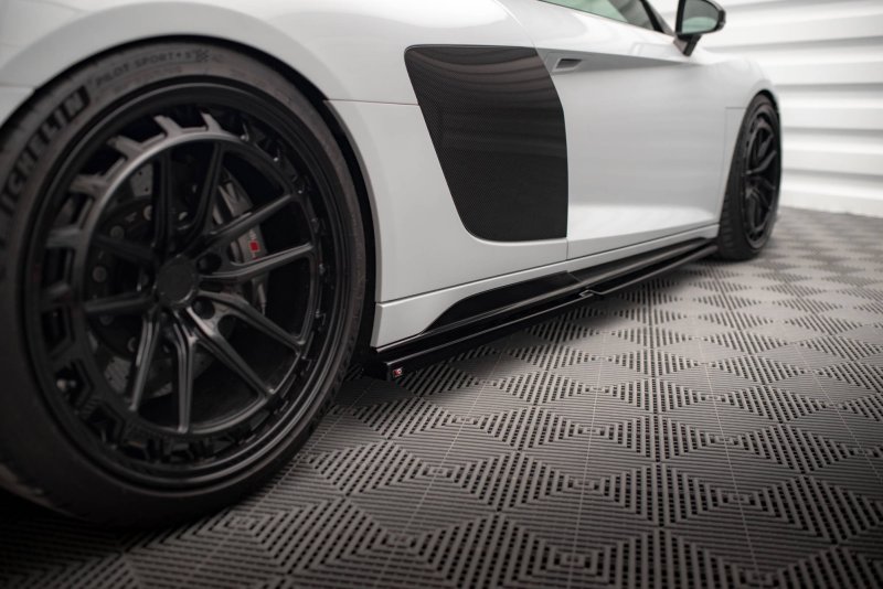Maxton Seitenschweller Ansatz für V.2 für Audi R8 Mk2 Facelift schwarz Hochglanz AU-R8-2F-SD3-G