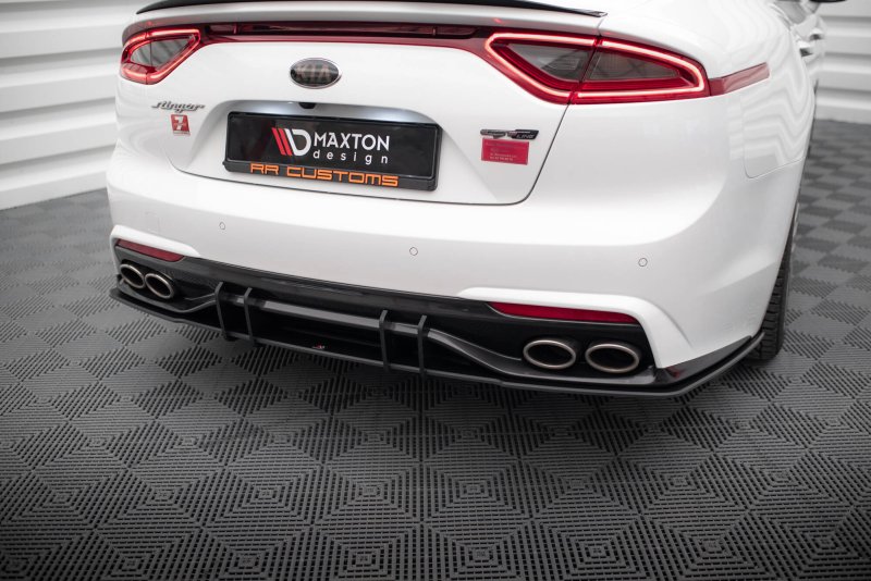 Maxton Street Pro Heckschürze Kia Stinger Mk1 KIST1GTLINECNC-RS2B