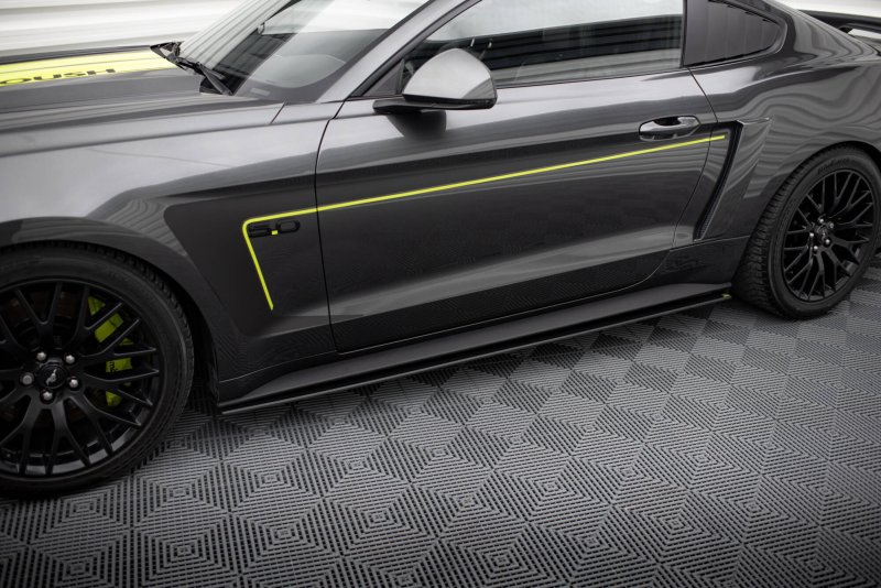Maxton Street Pro Seitenschweller Ansatz Ford Mustang GT Mk6 FOMU6GTCNC-SD1B