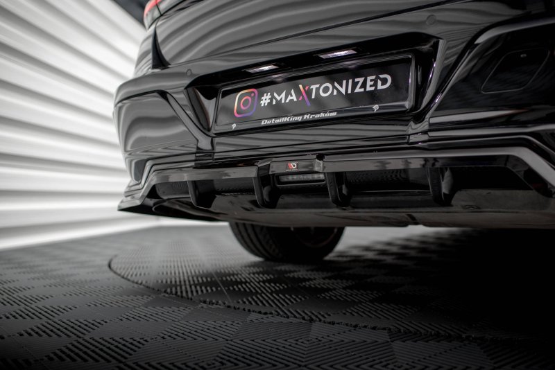 Maxton Mittlerer Diffusor Heck Ansatz DTM Look für BMW 7 M-Paket G70 schwarz Hochglanz BM-7-G70-MPACK-RD1G+RD2-G