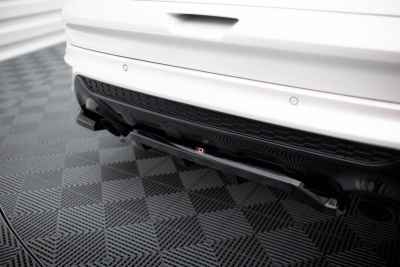 Maxton Mittlerer Cup Diffusor Heck Ansatz Ford Kuga ST-Line Mk2 schwarz Hochglanz FO-KU-2-STLINE-RD1G+RD2-G