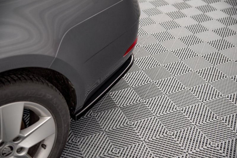 Maxton Heck Ansatz Flaps Diffusor für Skoda Octavia Mk3 Facelift schwarz Hochglanz SK-OC-3F-RSD1-G