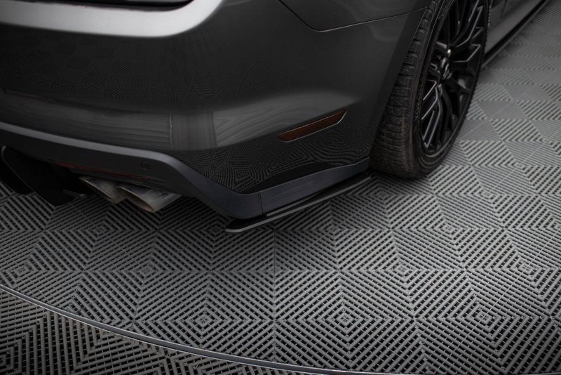 Maxton Street Pro Heck Ansatz Flaps Diffusor Ford Mustang GT Mk6 FOMU6GTCNC-RSD1BRB