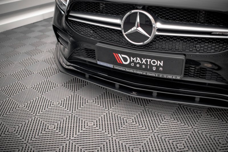 Maxton Street Pro Front Ansatz für für Mercedes A35 AMG / AMG-Line Aero Pack W177 MEA17735CNC-FD1BRB