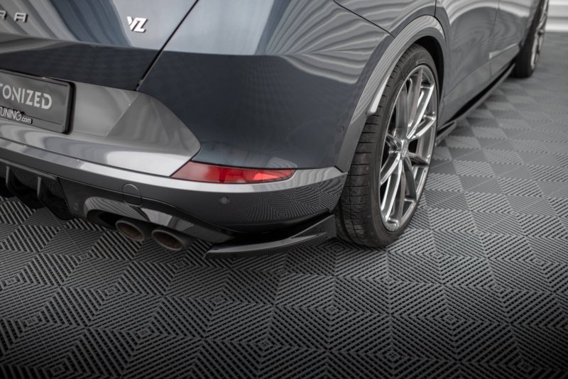 Maxton Heck Ansatz Flaps Diffusor V.3 Cupra Formentor Mk1 schwarz Hochglanz CU-FO-1-RSD3-G