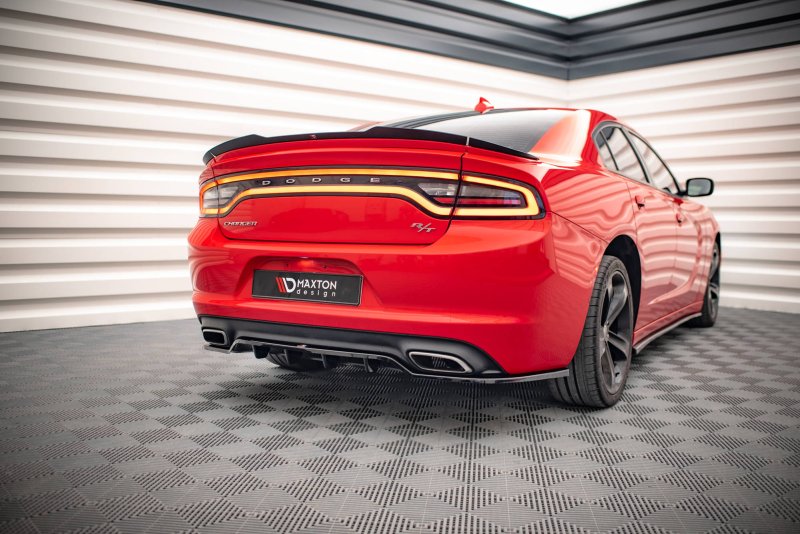 Maxton Mittlerer Diffusor Heck Ansatz DTM Look für Dodge Charger RT Mk7 Facelift schwarz Hochglanz DO-CH-2-RT-RD1G+RD2-G