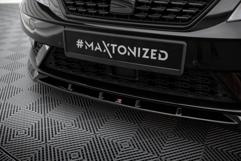 Maxton Front Ansatz V.1 Seat Leon Mk3 Facelift schwarz Hochglanz SE-LE-3F-FD1-G