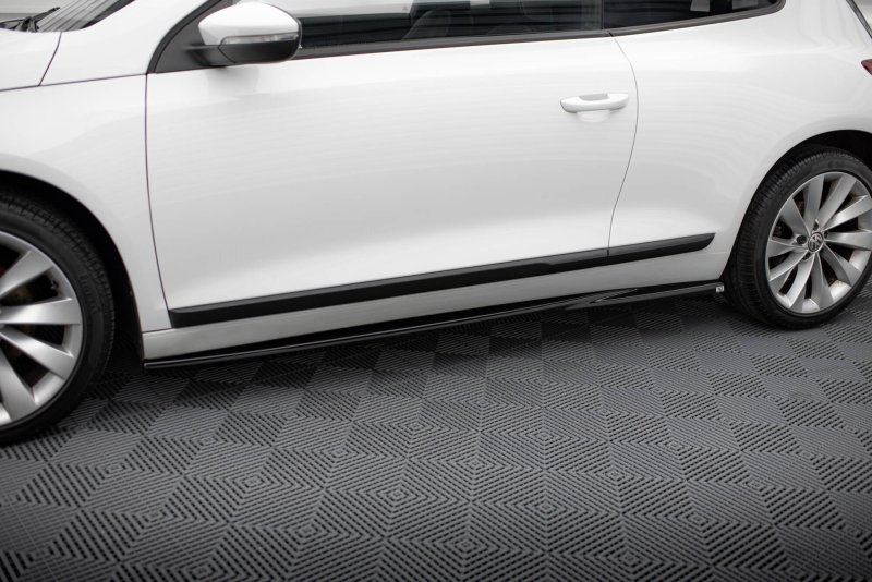 Maxton Seitenschweller Ansatz VW Scirocco Mk3 Facelift schwarz Hochglanz VW-SC-3F-SD1-G