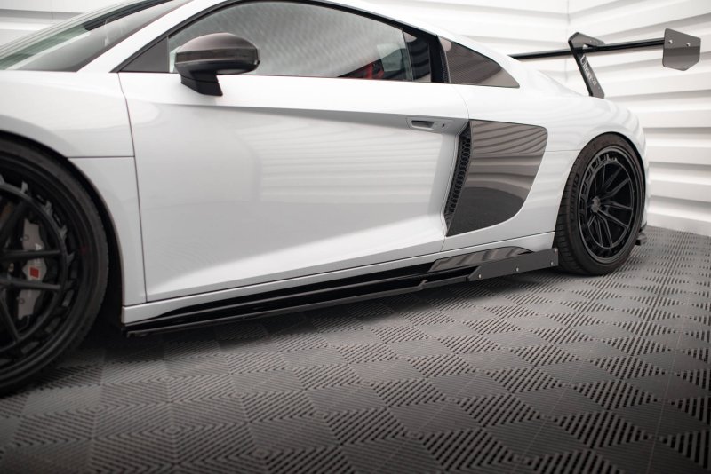 Maxton Seitenschweller Ansatz für V.2 für + Flaps Audi R8 Mk2 Facelift AU-R8-2F-SD3G+S