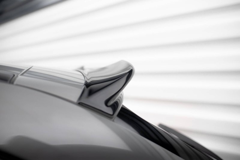 Maxton Spoiler CAP Abrisskante 3D V.1 BMW 5er Touring G31 schwarz Hochglanz BM-5-G31F-CAP1-G