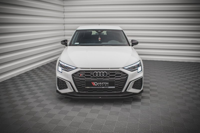 Maxton Street Pro Front Ansatz für Audi S3 / A3 S-Line 8Y AUA38YSLINECNC-FD1B