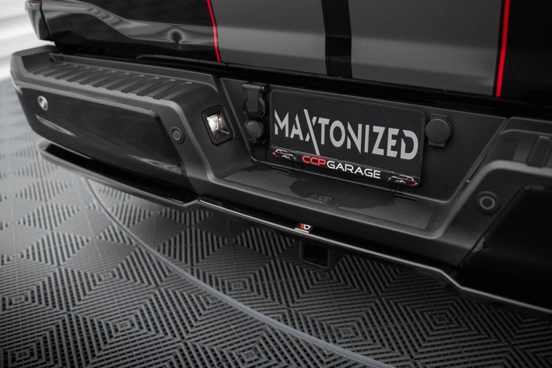 Maxton Mittlerer Cup Diffusor Heck Ansatz Shelby F150 Super Snake schwarz Hochglanz SH-F150-SS-RD1-G