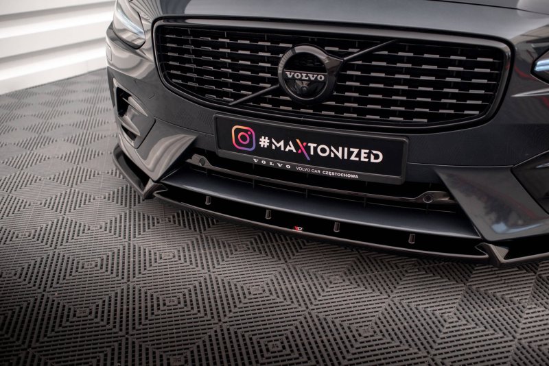 Maxton Front Ansatz für Volvo V90 R-Design Mk2 schwarz Hochglanz VO-V90-2-RDESIGN-FD1-G