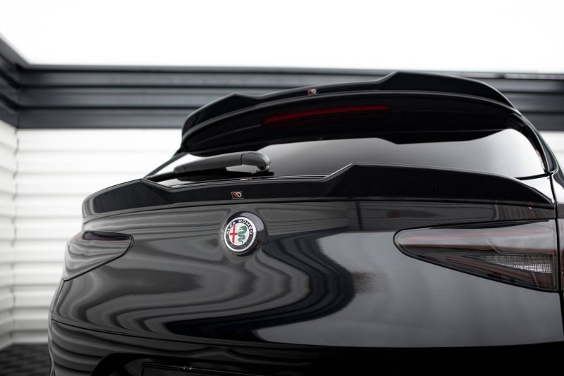 Maxton Unterer HeckSpoiler CAP Abrisskante 3D Alfa Romeo Stelvio Mk1 schwarz Hochglanz AL-ST-1-QV-CAP2-G