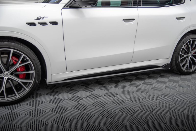 Maxton Seitenschweller Ansatz Maserati Grecale GT / Modena Mk1 schwarz Hochglanz MS-GR-1-SD1-G
