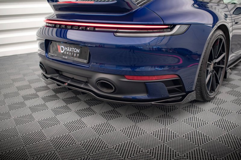 Maxton Mittlerer Diffusor Heck Ansatz DTM Look für V.2 Porsche 911 Carrera Aero 992 schwarz Hochglanz PO-911-992-CA-AERO-RD2G+RD3-G