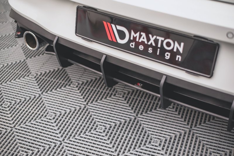 Maxton Racing Heckschürze V.1 für Volkswagen Golf 8 GTI  VWGO8GTICNC-RS1BRB