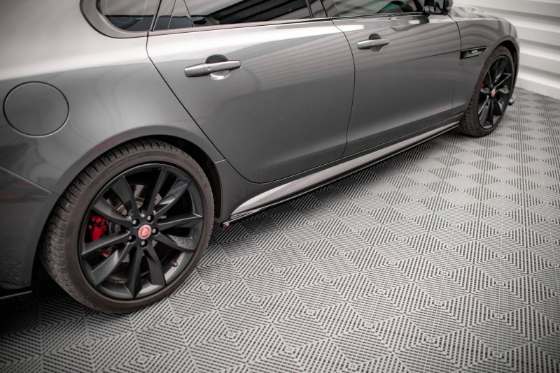 Maxton Seitenschweller Ansatz für Jaguar XF R-Sport Mk2 schwarz Hochglanz JA-XF-2-RSPORT-SD1-G
