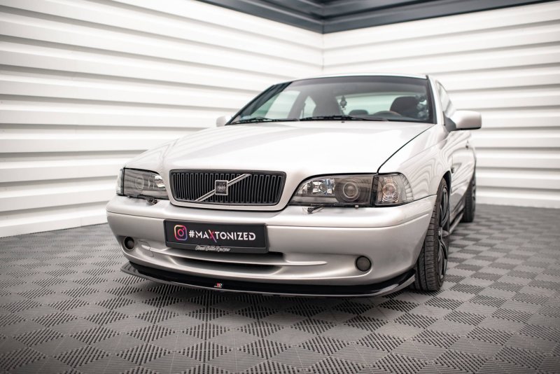 Maxton Front Ansatz V.1 für Volvo C70 Mk1 schwarz Hochglanz VO-C70-1-FD1-G