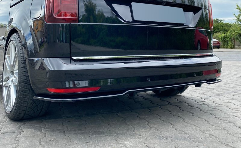 Maxton Mittlerer Diffusor Heck Ansatz DTM Look für Volkswagen Caddy Mk. 4 schwarz Hochglanz VW-CA-4-RD1G+RD2-G
