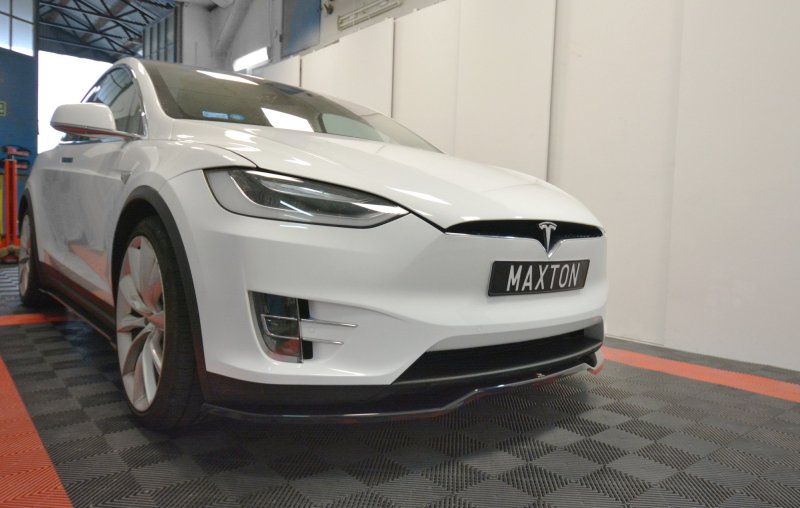 Maxton Front Ansatz V.2 für TESLA MODEL X schwarz Hochglanz TE-MODELX-FD2-G
