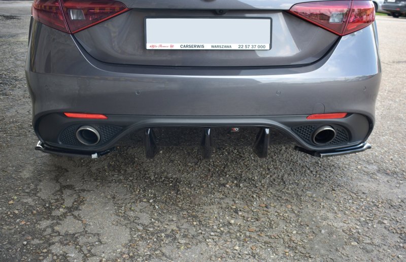 Maxton Heck Ansatz Flaps Diffusor für ALFA ROMEO GIULIA VELOCE  schwarz Hochglanz AL-GI-1-VEL-RSD1-G