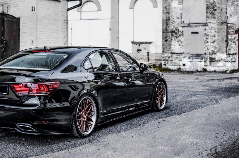 Maxton Seitenschweller Ansatz für Lexus LS Long Wheelbase Mk4 Facelift schwarz Hochglanz LE-LS-4F-L-SD1-G