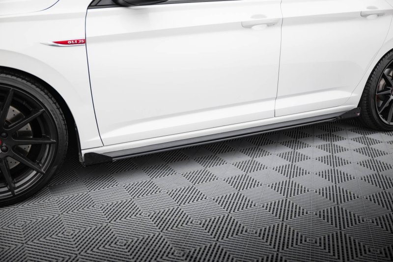 Maxton Street Pro Seitenschweller Ansatz + Flaps VW Jetta GLI Mk7 schwarz Hochglanz VWJE7GLICNC-SD1BRB+SF1-G
